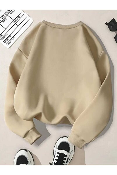 caddekombin Μπεζ φούτερ με λαιμόκοψη με στάμπα Throat Punch