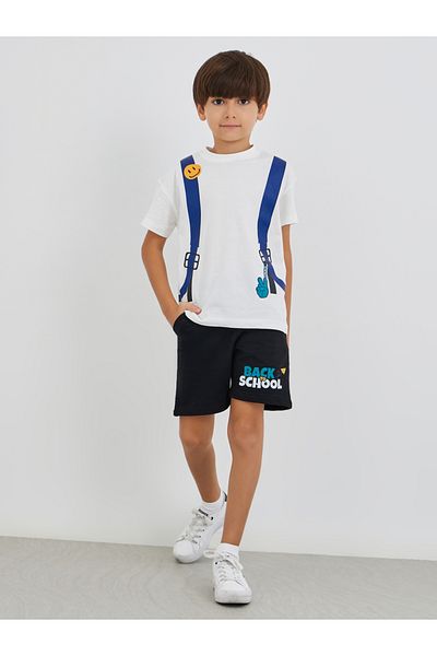 Styli Graphic Print Short Sleeve T-Shirt and Shorts Set
