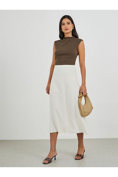 Styli Solid Mid Rise A-Line Midi Skirt