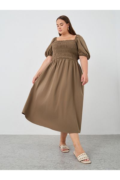 Styli Plus Size Puff Sleeve Smocked Detail A-Line Midi Dress