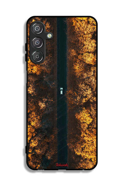 Tolwak غطاء حماية لهاتف سامسونج جالاكسي F15 5G بتصميم طريق في أشجار الخريف
