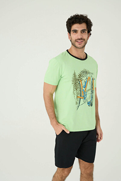 İPEKTENİM Чоловічий піжамний комплект з шортами та сорочкою з принтом змішаної природи