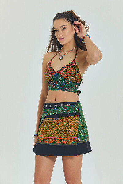 Los banditos Fusta mini cu buzunare cu patch floral