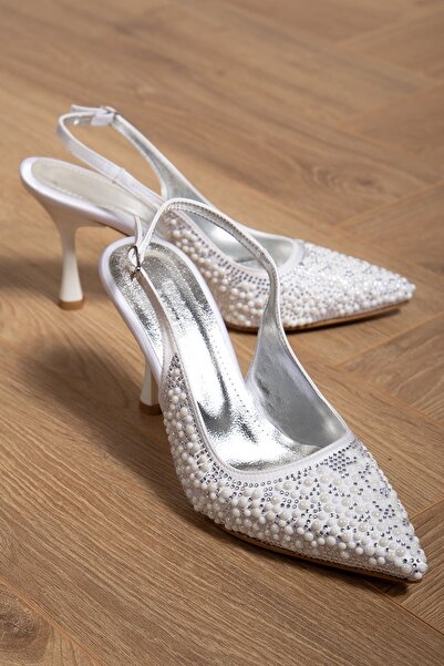 Hayalimdeki Ayakkabı Жіночі білі атласні туфлі на підборах з перлинними деталями