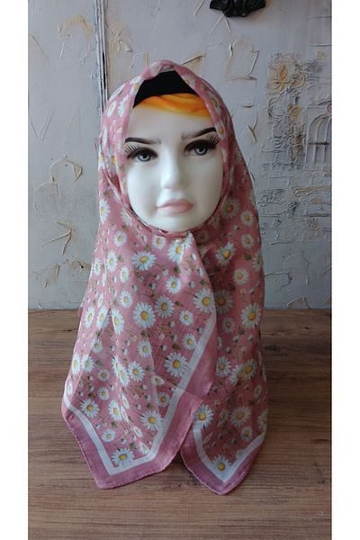 Nilbutik Girl's Pink Strawberry Themed Cotton Children's Scarf 80*80cm