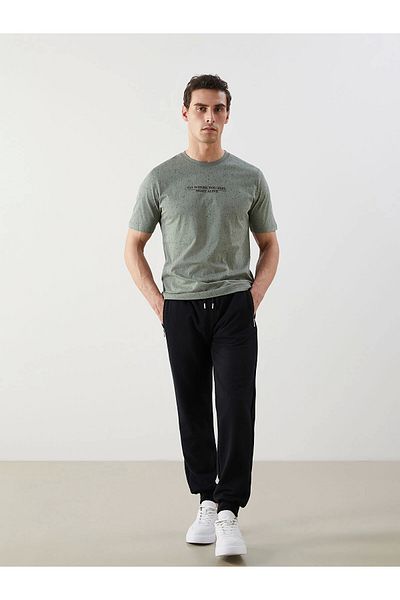 LC Waikiki Ανδρικό αθλητικό παντελόνι LCWAIKIKI Classic Black Comfortable Fit Jogger