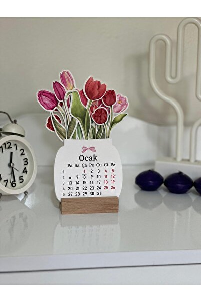 YUNUS COPY CİLTEVİ 2026 Ahşap Ayaklı Çiçekli Mini Özel Tasarım, Masaüstü Takvim, Lale Çiçek Buketi - Yeni Yıl 2026