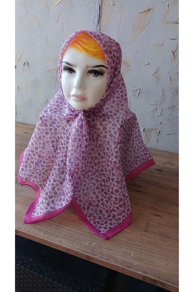 Nilbutik Girl's Pink Strawberry Themed Cotton Children's Scarf 80*80cm