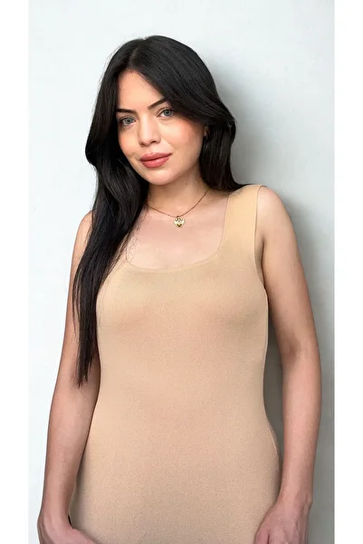Sleek Women's Sleeveless Fitted Fit Blouse Strap Tank Top Square Neck