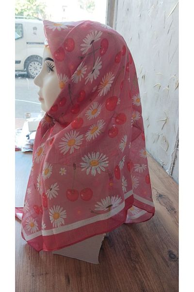 Nilbutik Girl's Pink Strawberry Themed Cotton Children's Scarf 80*80cm