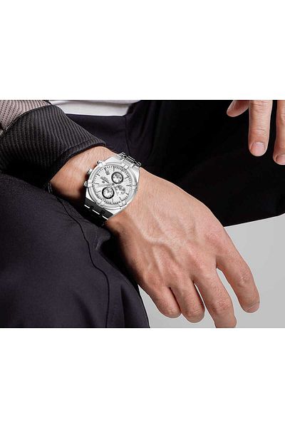 Naviforce wristwatch