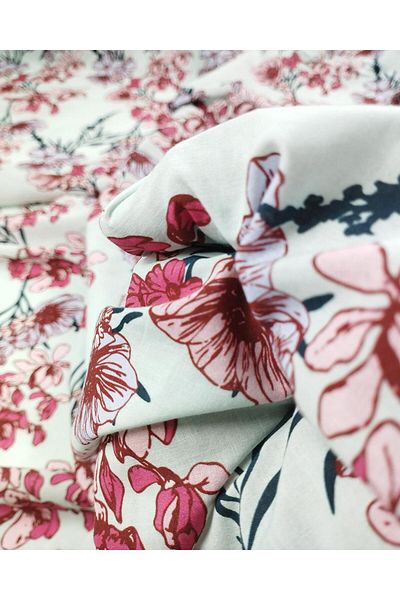 Kumaş Parça Pink Floral Cotton Voile over Mint Green (Width 140 cm X Length 260 cm)