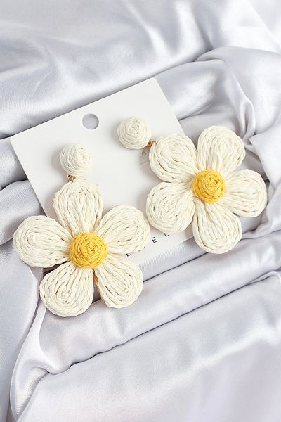 callerrons accessories Brass Cream Daisy Model Gold Color Women's Straw Earrings - Ebj250711W36554
