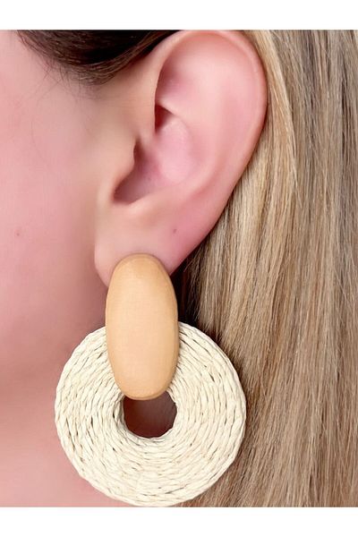 Store Diva Charm Wooden Detailed Straw Earrings