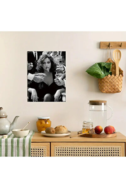 512 STORE Monica Belluci Duvar Dekor Estetik Vintage Çerçevesiz Poster