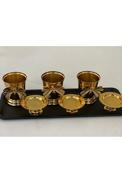 SEVA ÇELİK LUXURIOUS PRESENTATION WITH 3 GOLD COLOR ROSE BUCKETS AND 3 GOLD MACARON HOLDERS