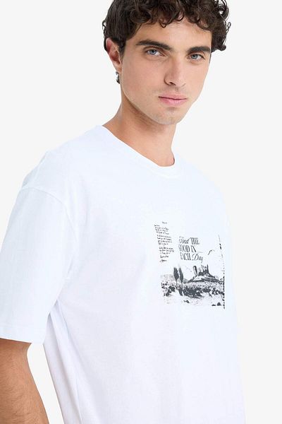 DeFacto Boxy Fit Crew Neck Printed Short Sleeve Short Sleeve T-Shirt F8556Ax25Hs