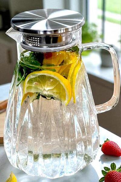 ALBETTO Borosilikat Cam Metal Kapaklı Lüks Sürahi 1800ml