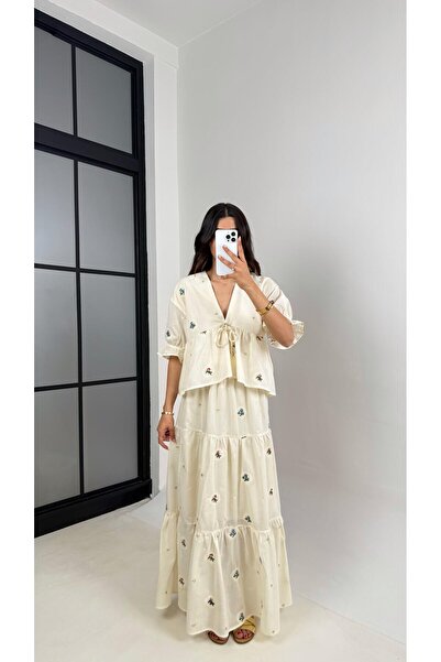 Gaus Taş Çiçek Nakış Detaylı Önden Bağlamalı Bluz Beli Lastikli Astarlı Etek ...