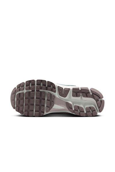Nike 0 Yorum Zoom Vomero 5 'Chrome Platinum Violet' HV6417-001