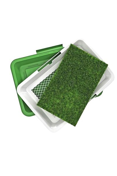 SUPER TRENDS URBAN TRENDS® Litter Box with Artificial Grass Carpet, For Dogs/Cats/Other Animals