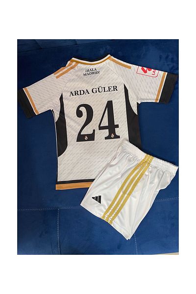 yenteks .A.Güler .Real. Madrid. Numărul 24 Costum de echipă pentru copii de culoare albă (cu cadou șosete)