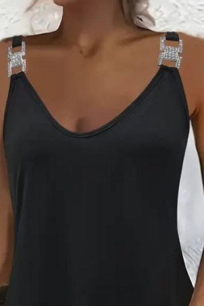 Mossta V-Neck Buckle Detailed Crepe Dress - Black