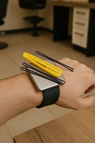 mirenza cosmetic Magnet Buckle Wristband Red Cord Wristband Practical Holder for Filkete and Metal Buckles