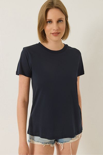 Bianco Lucci Women's 100% Organic Cotton Comfort Fit Back Long Basic T-Shirt 60602049