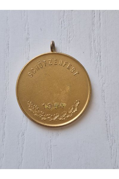 Edi Antik 1954 German Medal 4cm Diameter. Belonging to the Rare Period