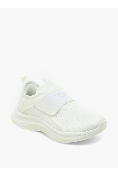 Dash Boys Panelled Sports Shoes with Hook and Loop Closure