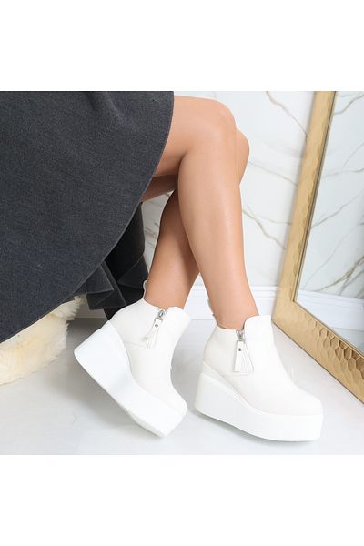 MODA STİL Women's White Faux Fur Boots Jesia, 40
