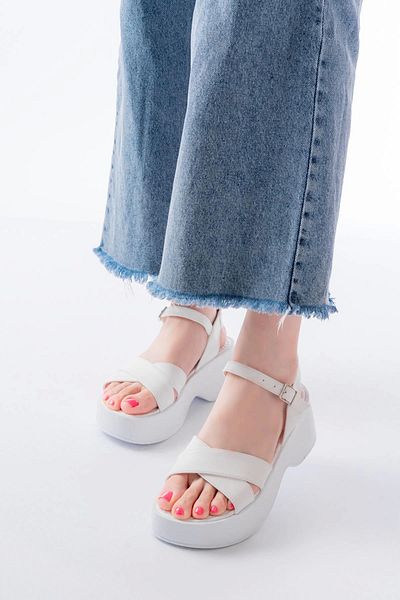 No8 Home 24414-1005 White Daily Cross Wedge Heel Women's Sandals