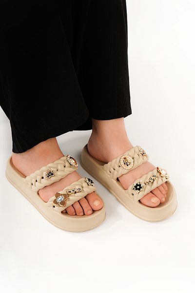 Babetty New Season Comfortable Stylish Flat Heel Lightweight Full Mold Women's Slippers Beach Pool Daily