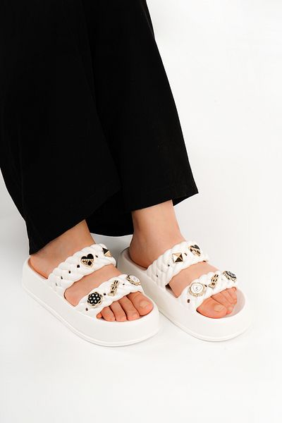 Babetty New Season Comfortable Stylish Flat Heel Lightweight Full Mold Women's Slippers Beach Pool Daily