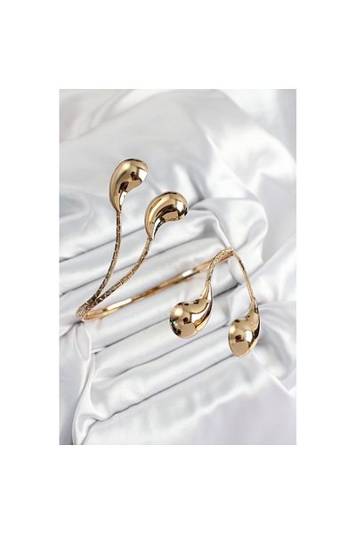 Skygo Brass Drop Model Gold Color Women's Pazu Bracelet - Tj-Bb7426