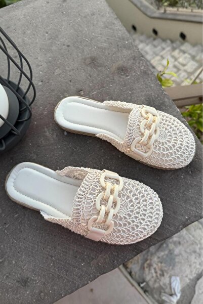 Melissa Boutique Kadın Krem Hasır Yumuşak Tabanlı Toka Detaylı Yazlık Terlik