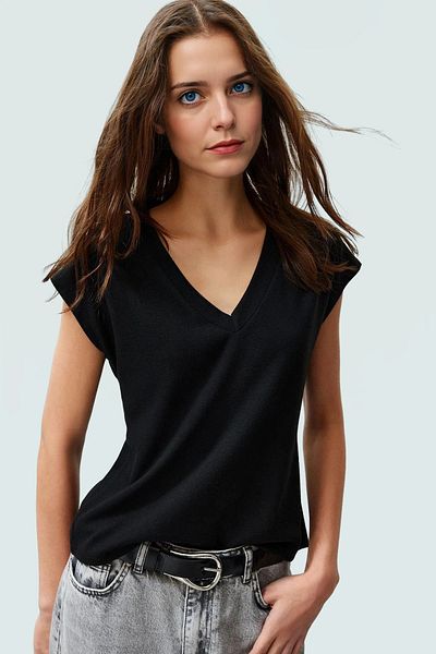 PayBuy Women's V-Neck Viscose Blouse Regular Fit Casual Style Long-Lasting Durable Material Comfortable and Stylish