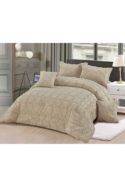 Moon Luxury 6-piece royal double bed sheet with a pattern that adds beauty and elegance to your room. Quilt size: 250x230 cm.