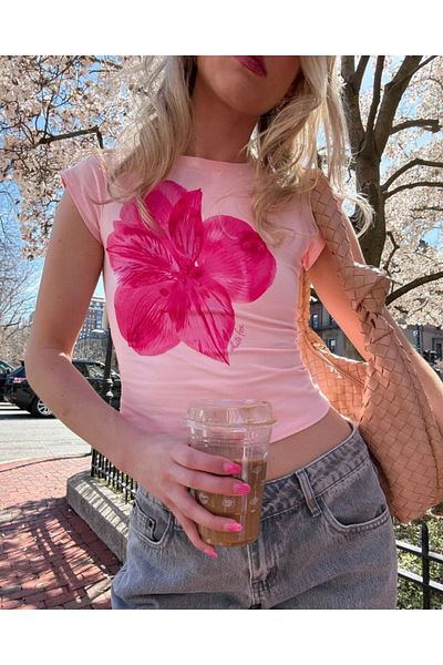 Touz Moda Μπλούζα Boy Baby Tee με Κόκκινα Λουλούδια Crop