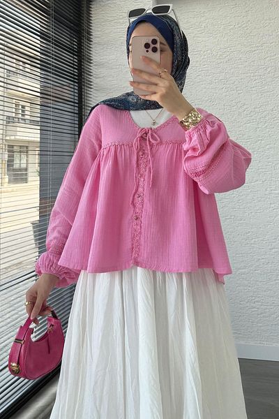 MELEK ARAZ Guipure Detailed Muslin Short Kimono – Pink