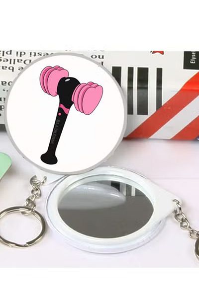 Generic Circular keychain with the design of the singing group Blackpink wonderful keychain with reflective