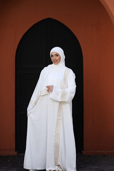 SIDRAALMONTAHA Jasmine style abaya with Islamic pattern and gold embroidery with shawl