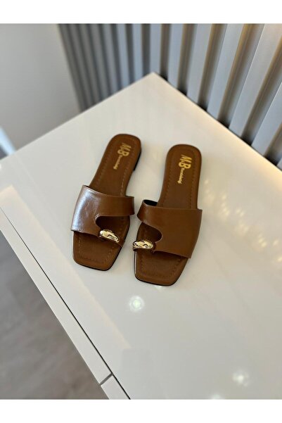 M&B büyük numara 36 ve 43 arası aksesuar detaylı pencereli kadın terlik