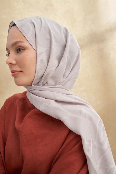 ARMANDA Stone Baroque Pattern Shawl 3357