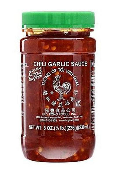 YABANEEZ CHILI GARLIC SAUCE "HUY FONG FOODS" (SMALL SIZE (226G))