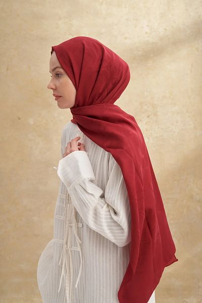 ARMANDA Burgundy Baroque Pattern Shawl 3357