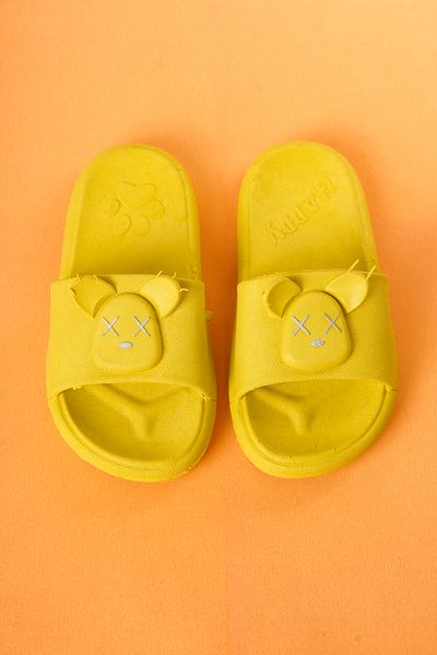 Craftique Yellow Boys Girls Children's Slippers Non-Slip Soled Animal Figured Nursery Pool Daily Summer Shoes