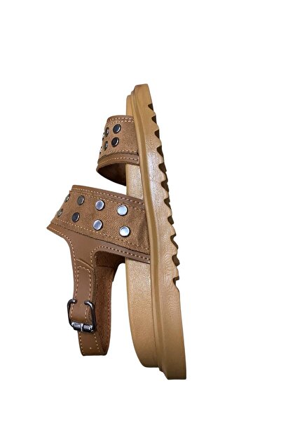 Shoes Дамски сандали с плоска катарама и дебела подметка