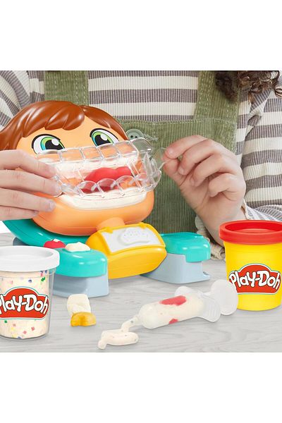 Hasbro Play-Doh Silly Smiles Dentist